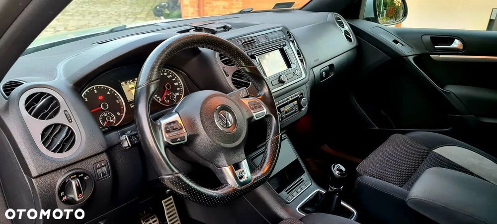 Volkswagen Tiguan 2.0 TDI DPF BlueMotion Technology Cup Sport & Style - 9