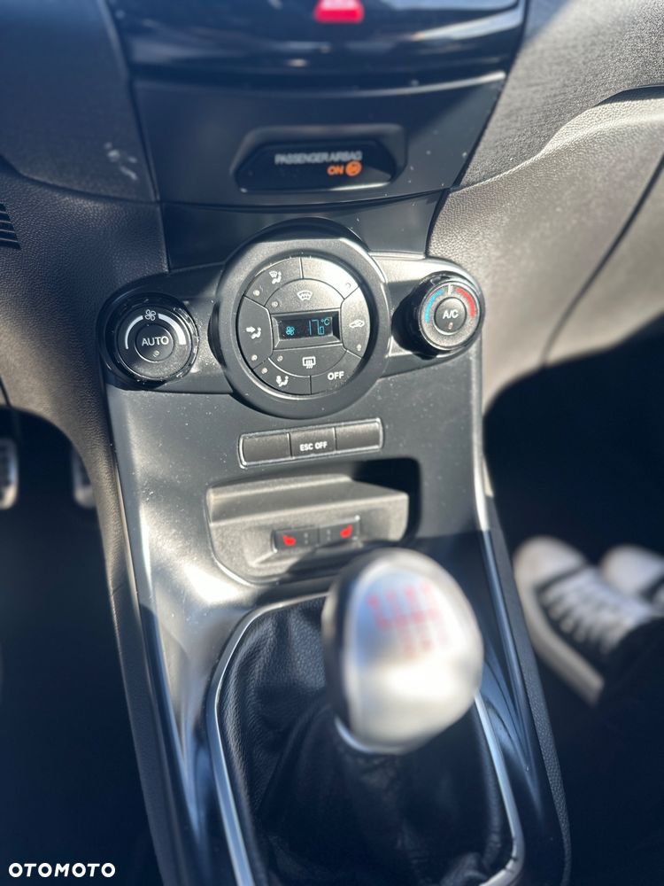 Ford Fiesta ST2 - 16