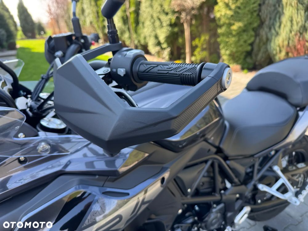 Benelli TRK 502X - 25