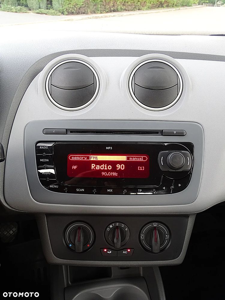 Seat Ibiza 1.4 16V Passion - 29