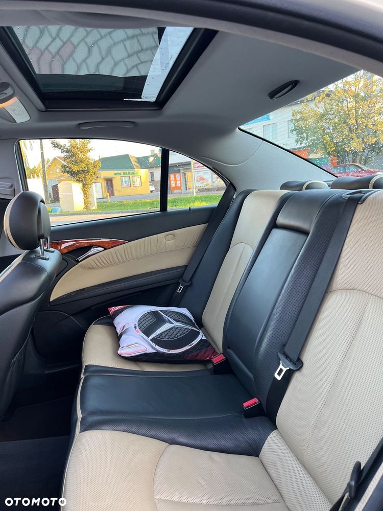 Mercedes-Benz Klasa E 350 4-Matic Elegance - 20