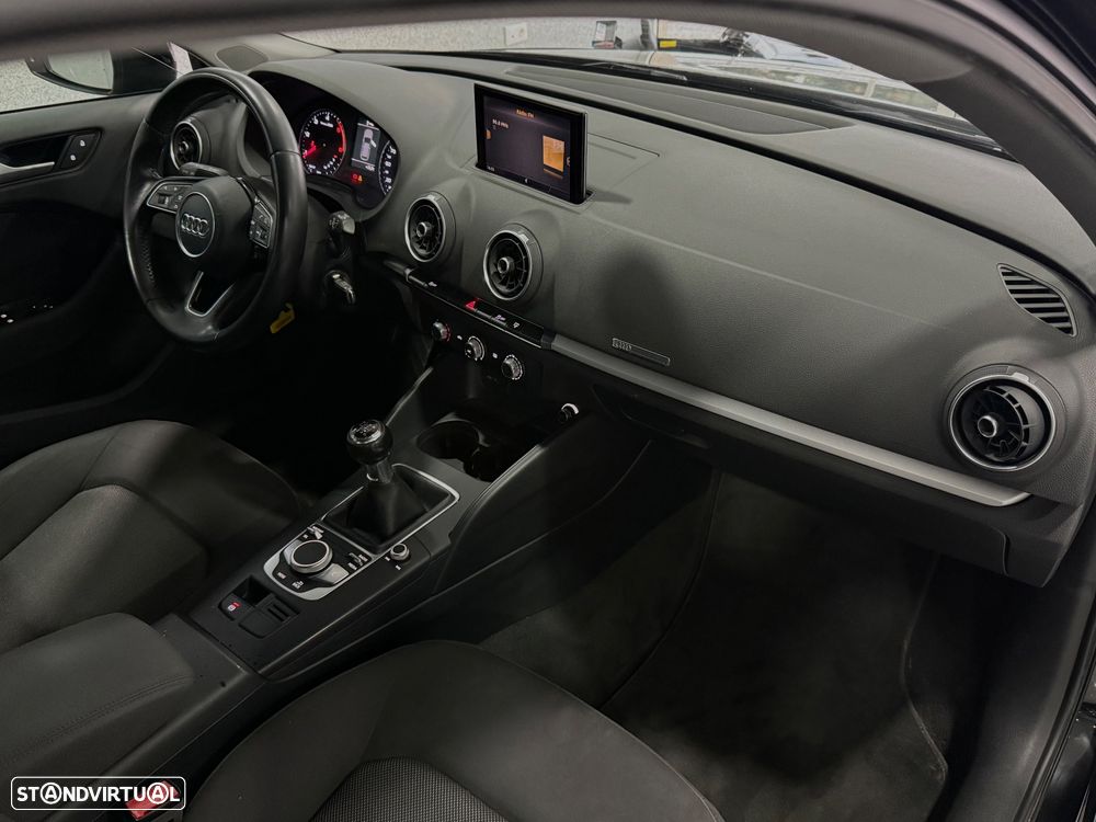 Audi A3 Sportback 1.6 TDI Sport - 9