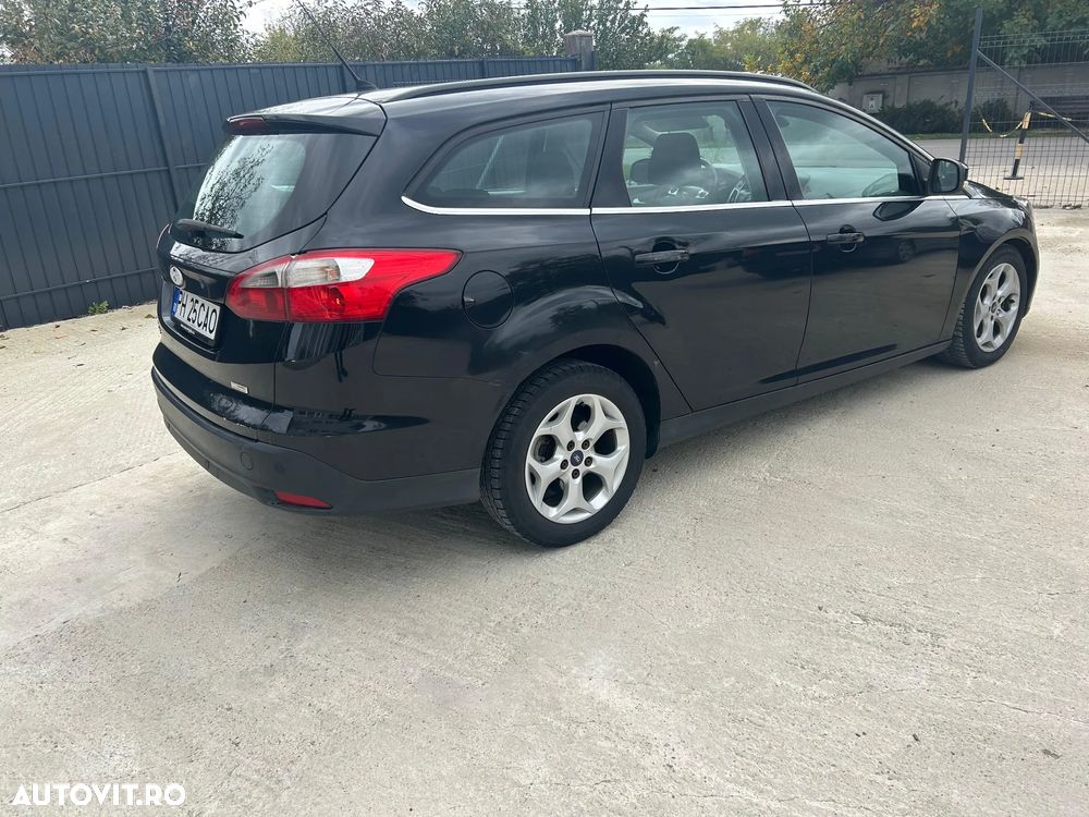 Ford Focus ver-turnier-1-6-tdci-dpf-trend - 4