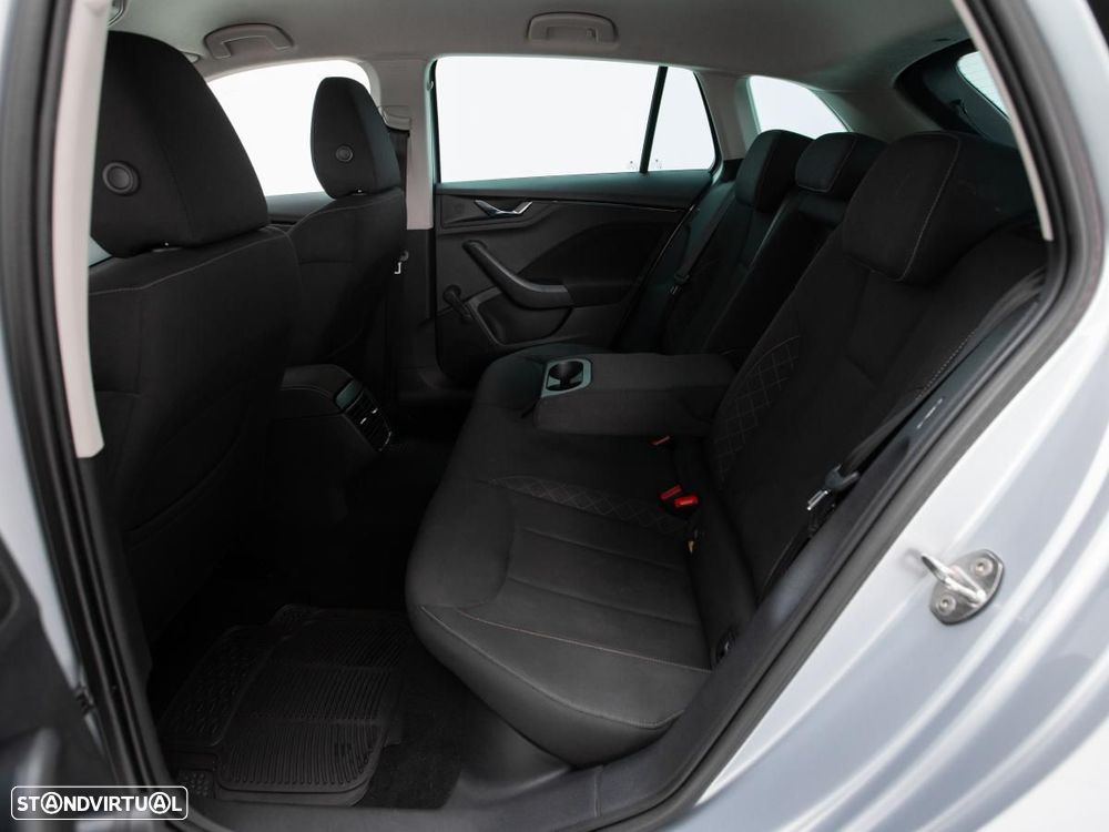 Skoda Scala 1.0 TSI Ambition - 10