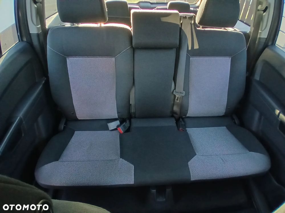 Opel Zafira 1.8 - 12