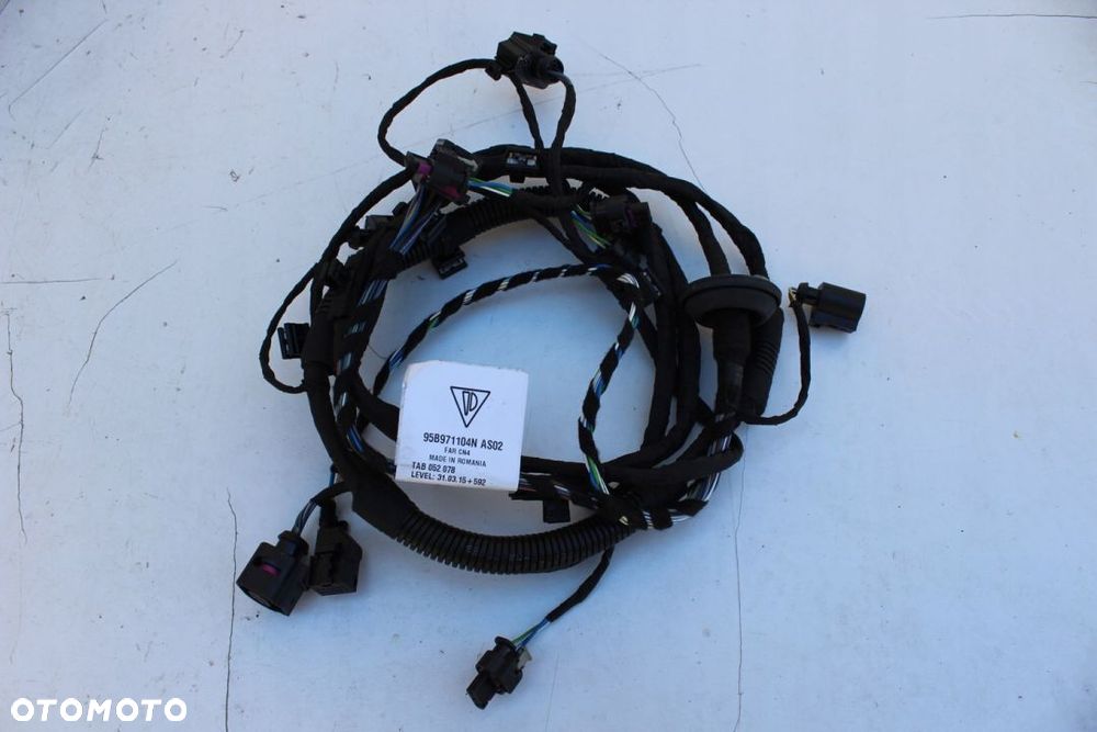 Instalacja Zderzaka Tylnego Porsche Macan 95B971104N 95B971104P