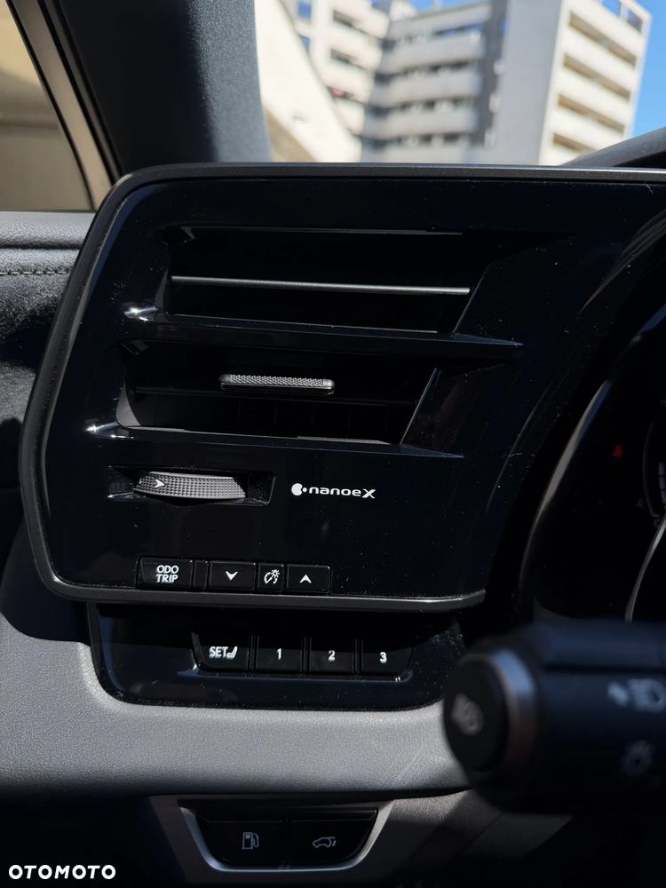 Lexus RX 500h F Sport - 31