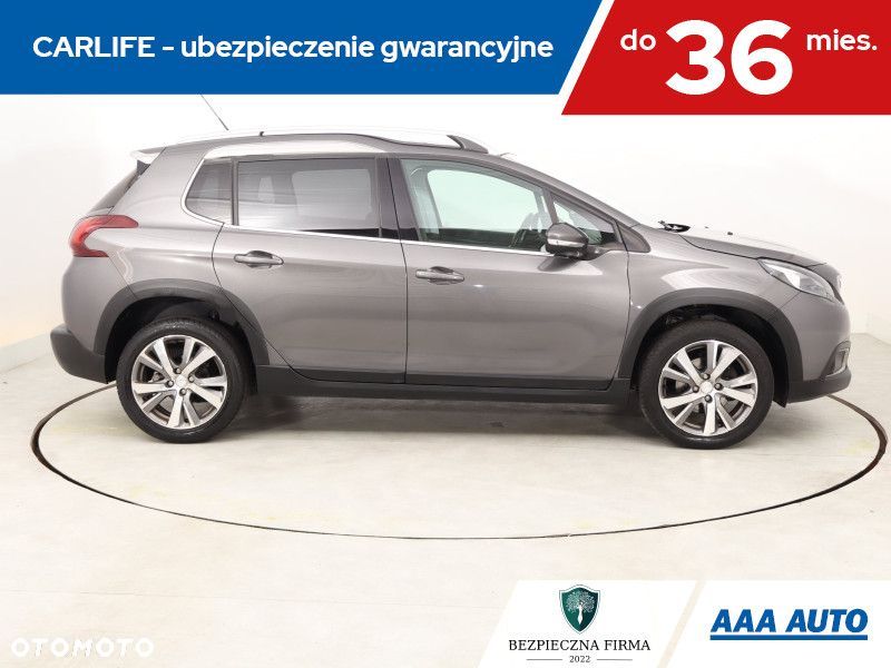 Peugeot 2008 - 8