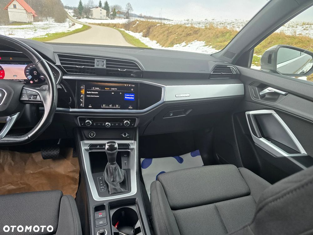 Audi Q3 35 TFSI Advanced S tronic - 27