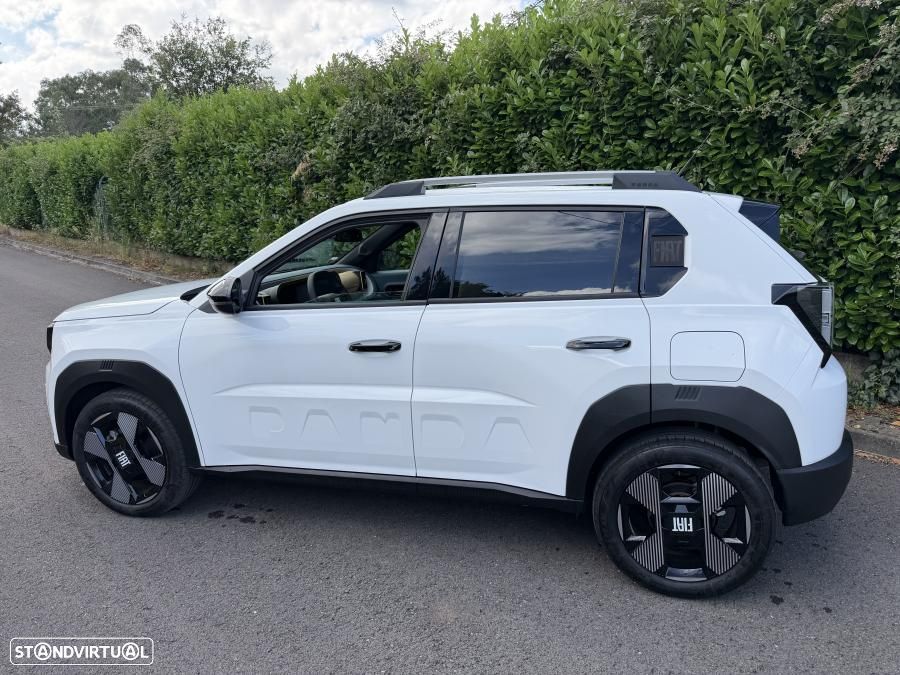Fiat Grande Panda 1.2 Hybrid La Prima eDCT — fotografia 5