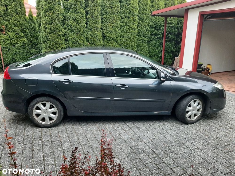 Renault Laguna 2.0 dCi Expression - 8