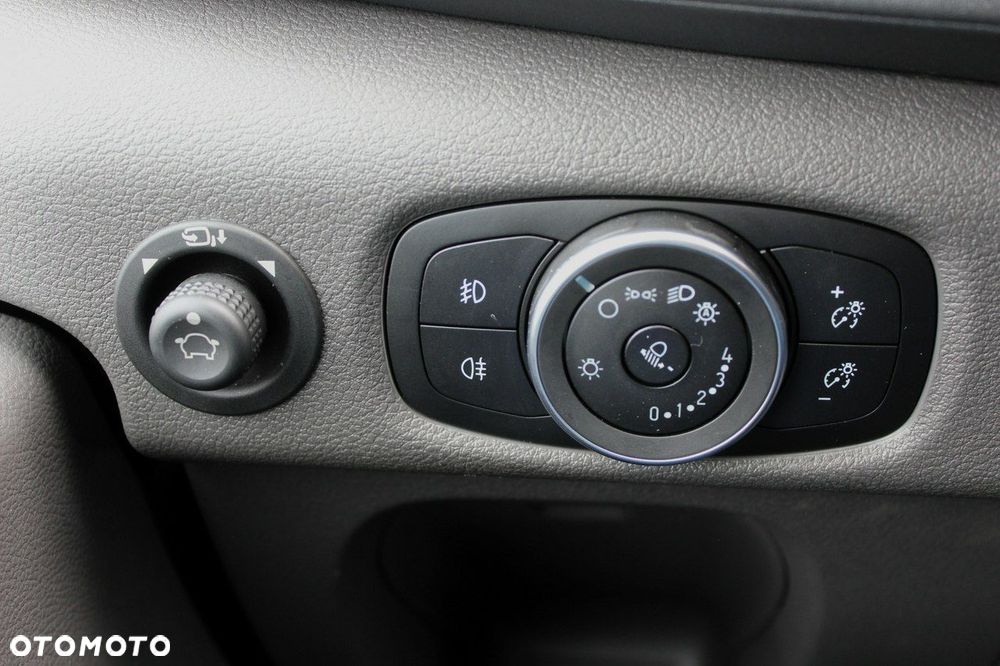 Ford Transit - 18