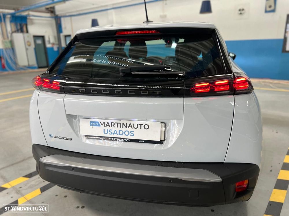 Peugeot e-2008 54 kWh Style - 12