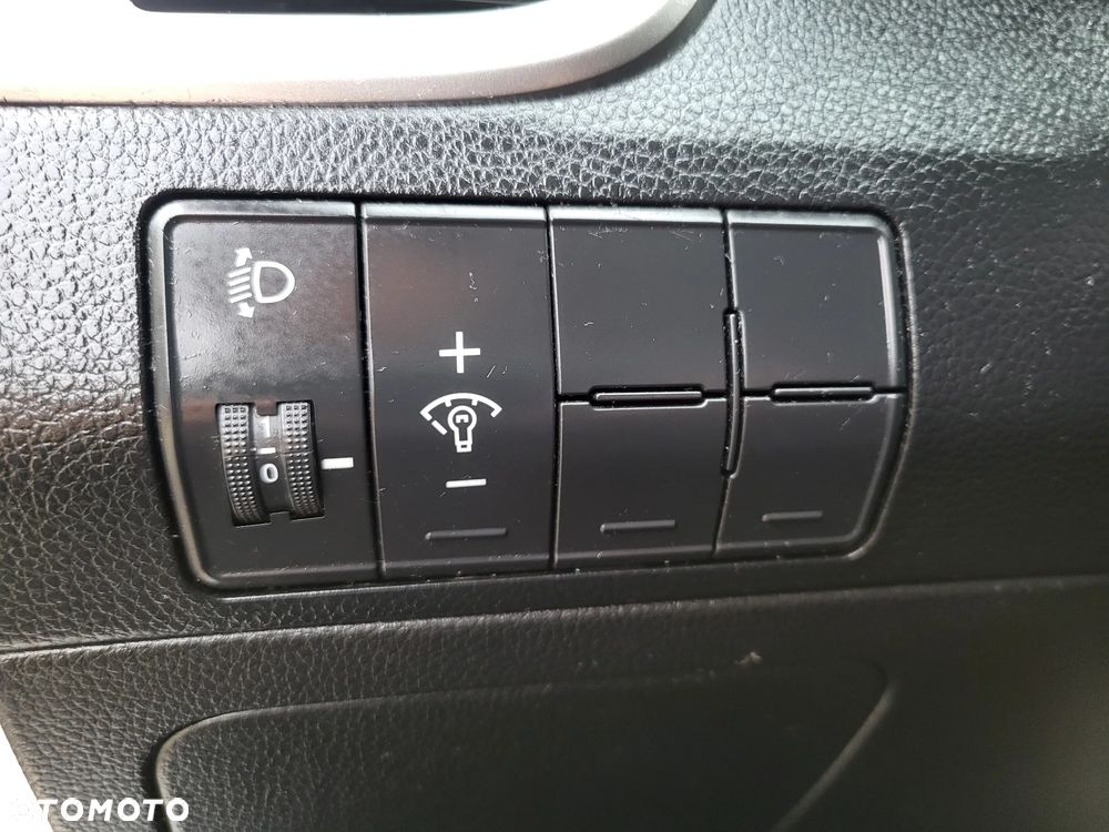 Hyundai i30 1.4 Classic + - 23