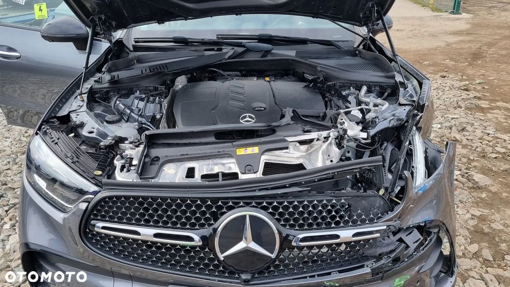 Mercedes-Benz GLC 220 d 4Matic 9G-TRONIC AMG Line Advanced - 35