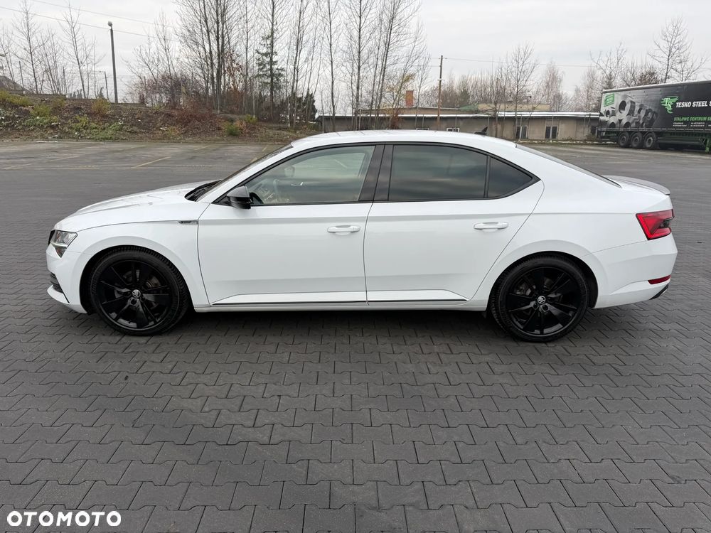 Skoda Superb 2.0 TSI Sportline DSG - 2