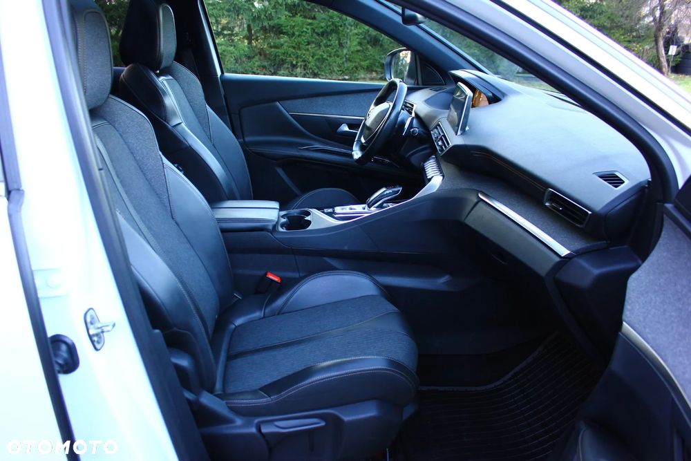 Peugeot 3008 1.5 BlueHDi GT Pack S&S EAT8 - 37