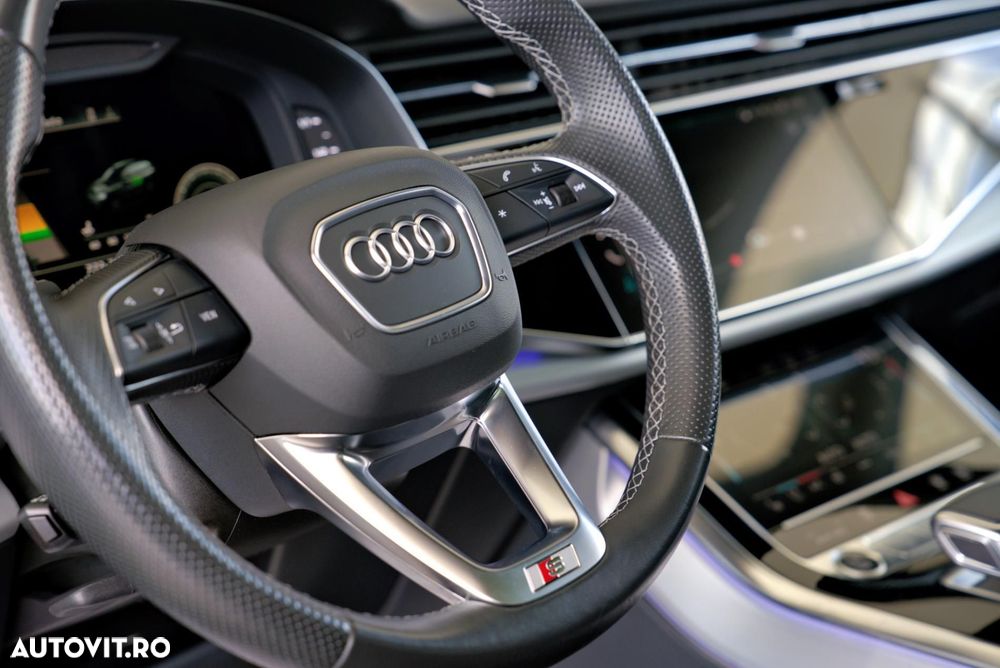 Audi Q7 55 TFSI e quattro tiptronic S line - 24