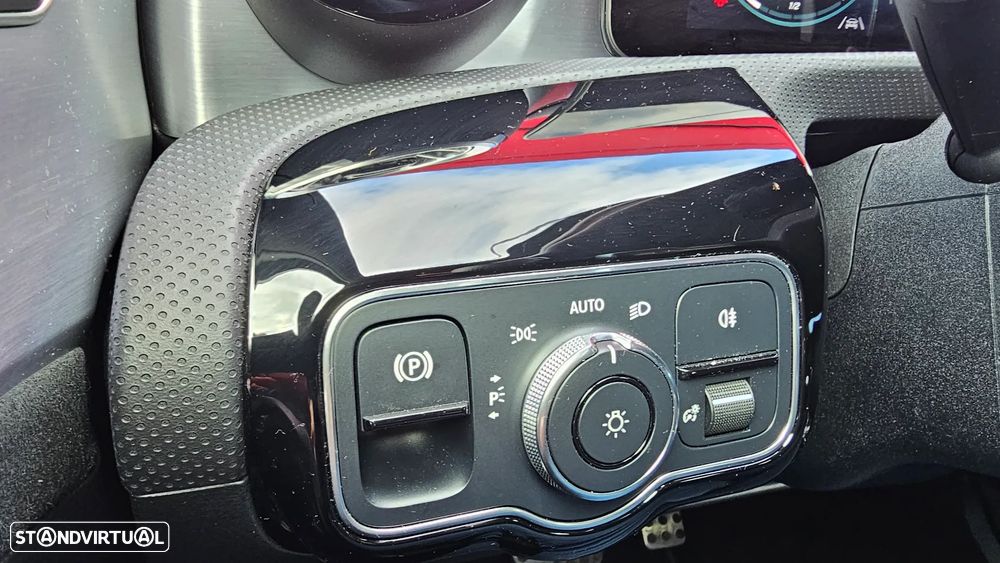 Mercedes-Benz A 250 e 8G-DCT Edition AMG Line - 20