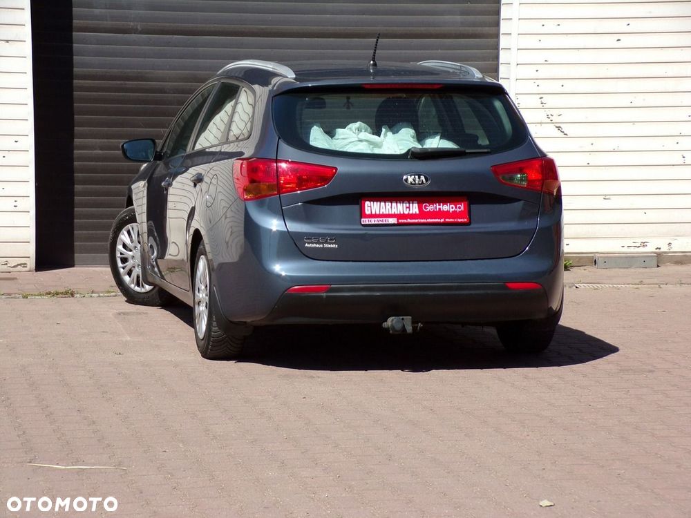 Kia Ceed - 14