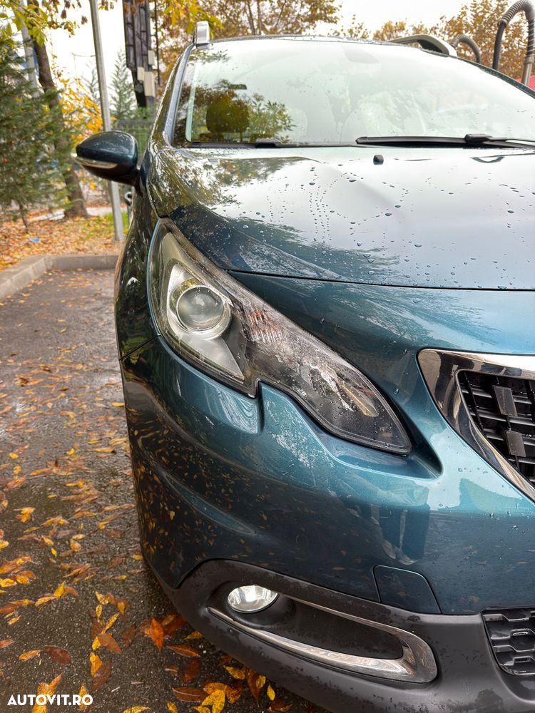 Peugeot 2008 - 11