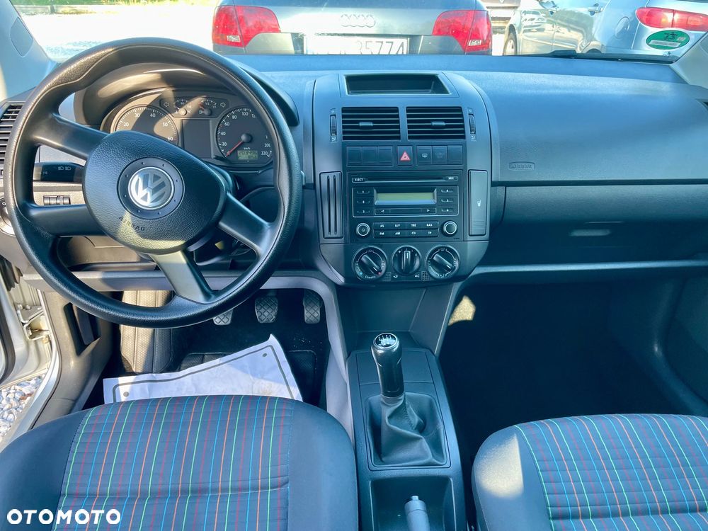 Volkswagen Polo - 5