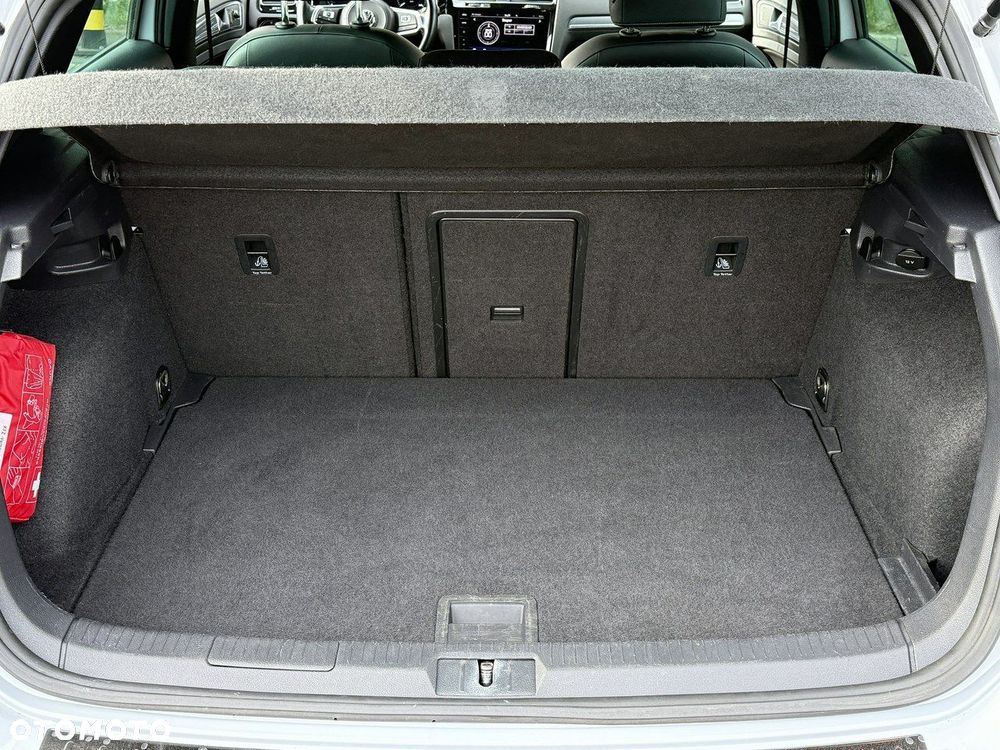 Volkswagen Golf 1.5 TSI EVO R-Line - 15