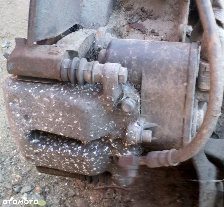 Zaciski hamulcowe elektryczne  Volvo S60 II 14r