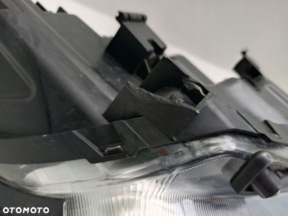 SSANGYONG KORANDO IV 4 19- LAMPA LED PRZEDNIA LEWA LEWY PRZÓD 8310137100 ÷ - 15