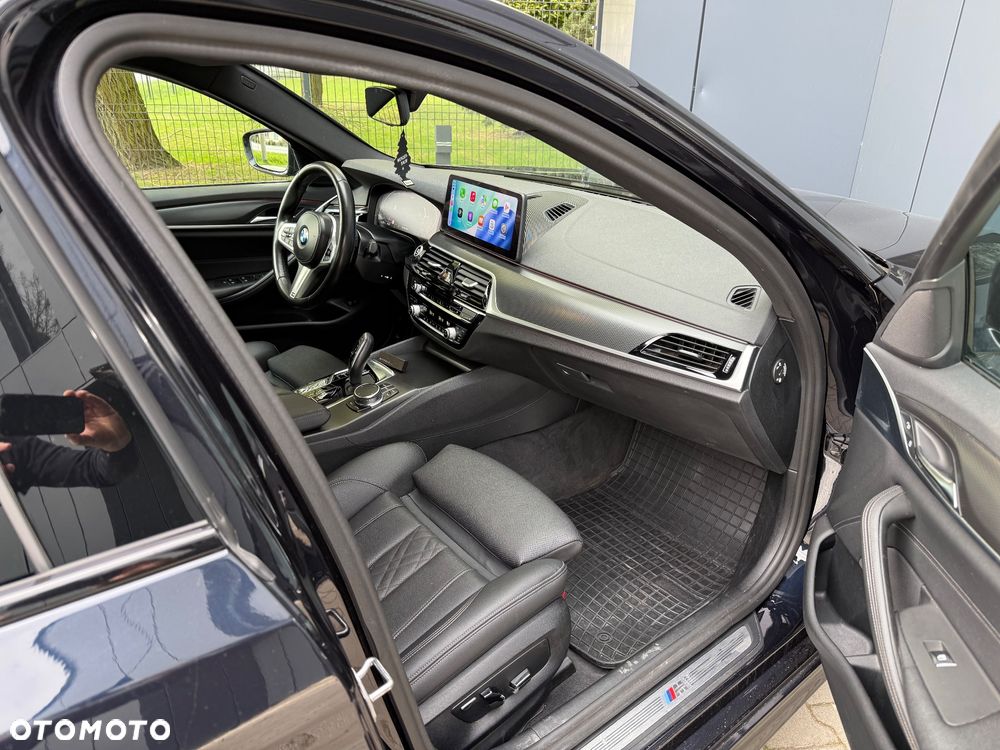 BMW Seria 5 520d MHEV M Sport sport - 24