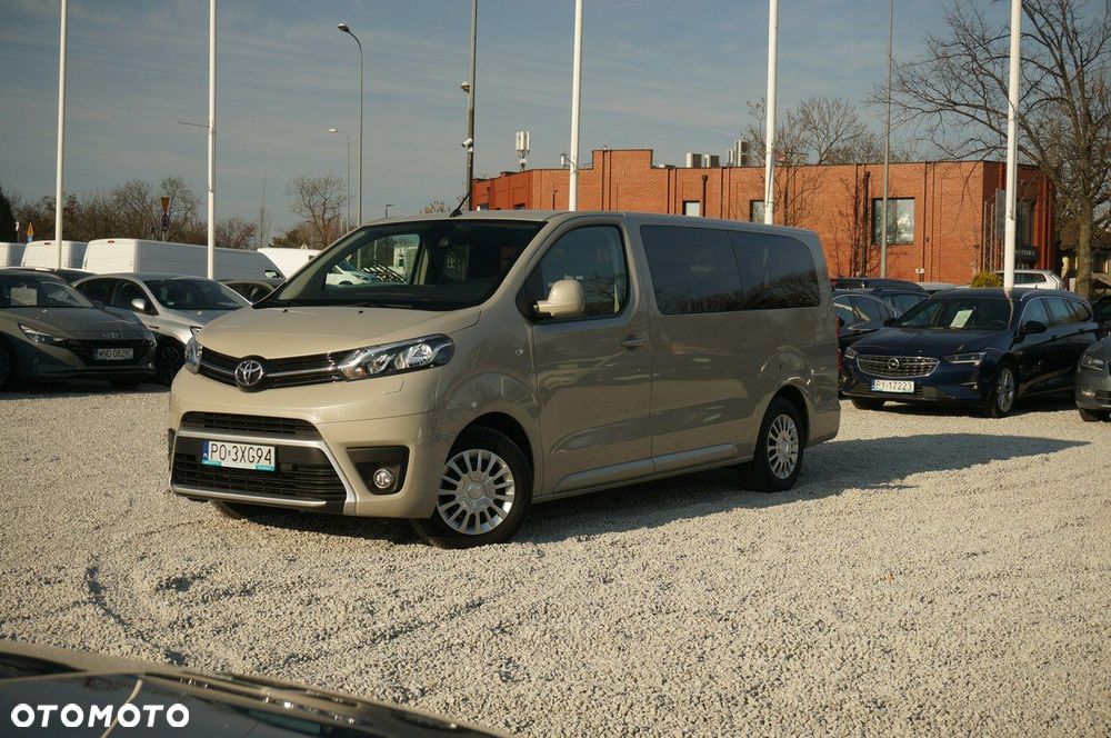 Toyota Proace Verso 2.0 D4-D Long Business - 3