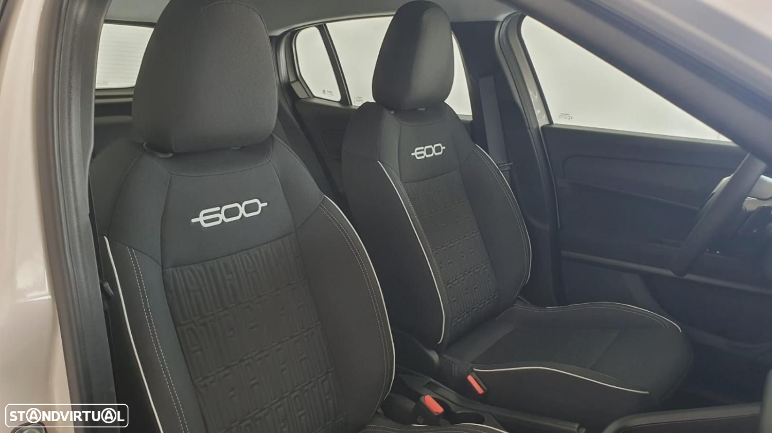 Fiat 600 1.2 Hybrid - 21