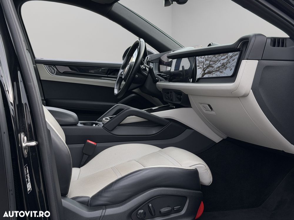 Porsche Cayenne Coupe E-Hybrid Tiptronic S - 12