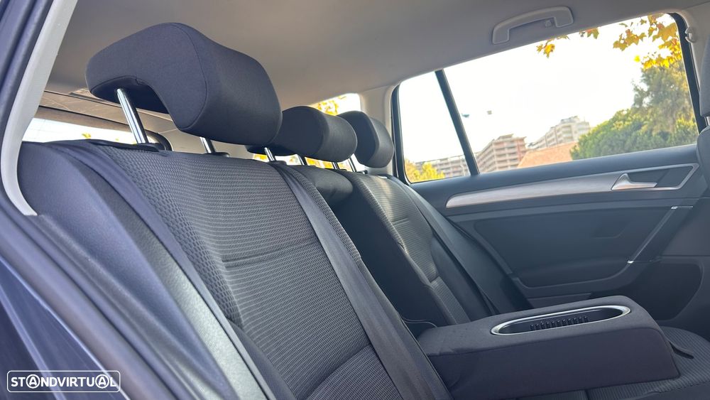 VW Golf Variant 1.6 TDi GPS Edition - 29