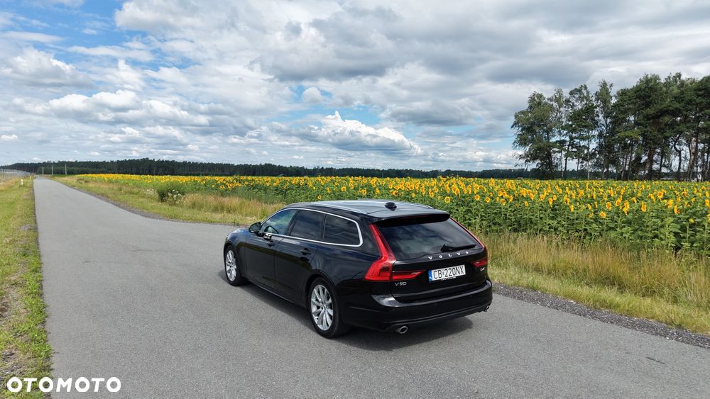 Volvo V90 D4 AWD Momentum Pro - 10