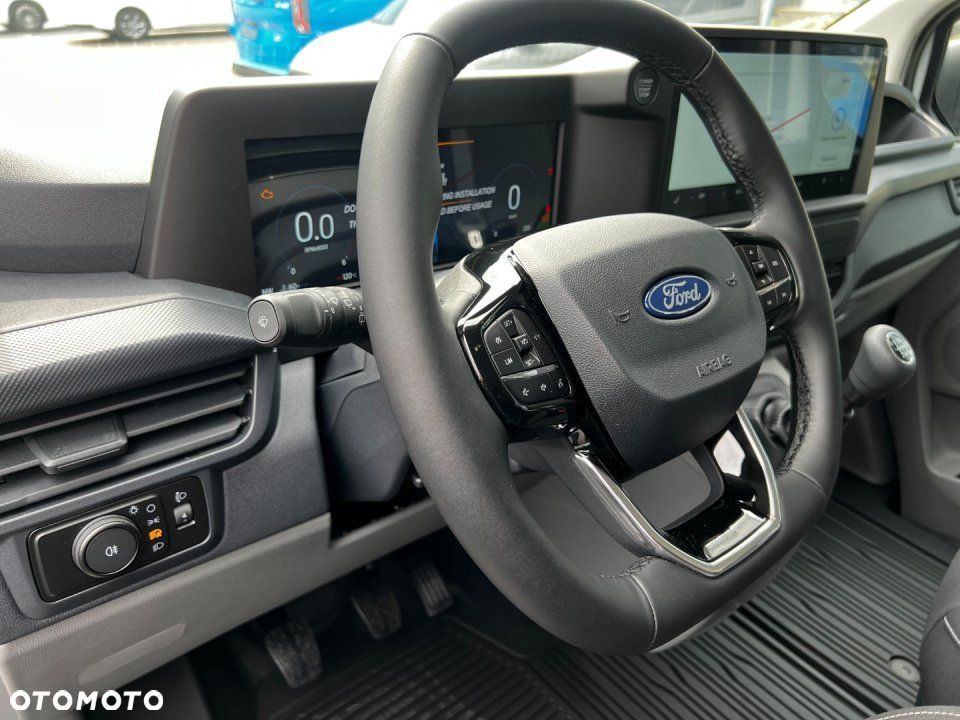 Ford Transit Custom - 11
