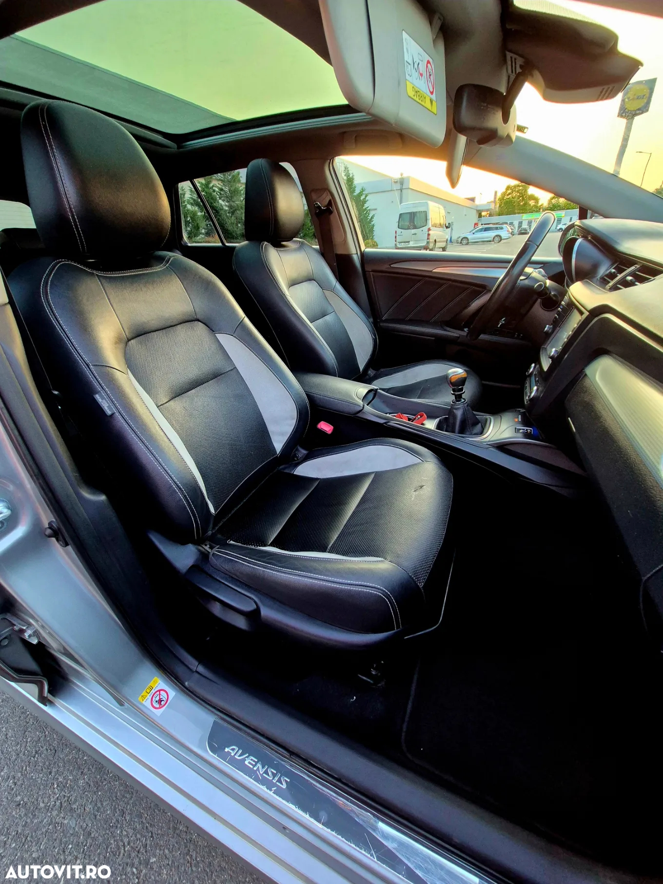 Toyota Avensis 2.0 D-4D Executive Terracotta - 10