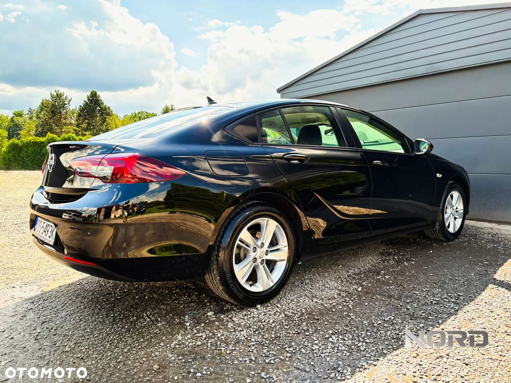 Opel Insignia 1.5 T Enjoy S&S - 10