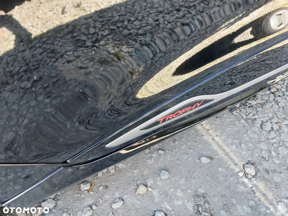 Renault Clio TCe 220 EDC R.S Trophy - 10