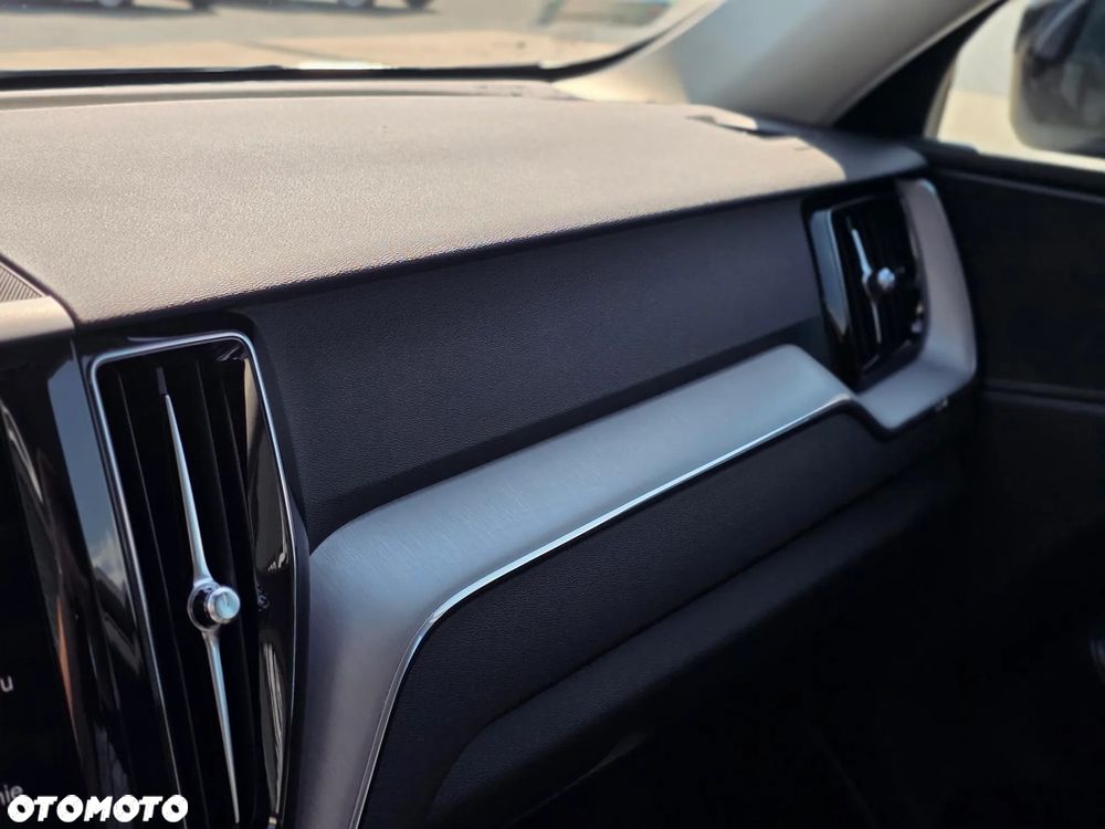 Volvo XC 60 D4 SCR AWD Inscription - 39