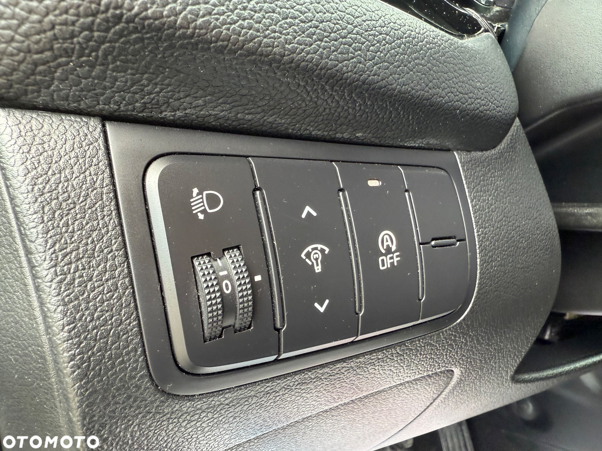 Kia Ceed - 26