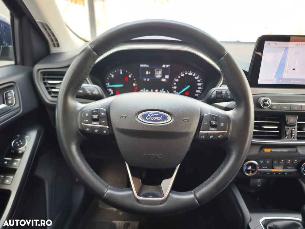 Ford Focus 2.0 EcoBlue Titanium - 20