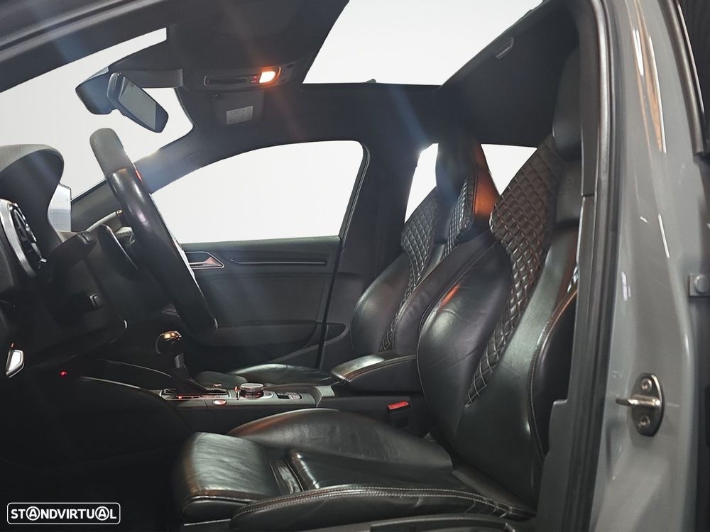 Audi RS3 Sportback - 23