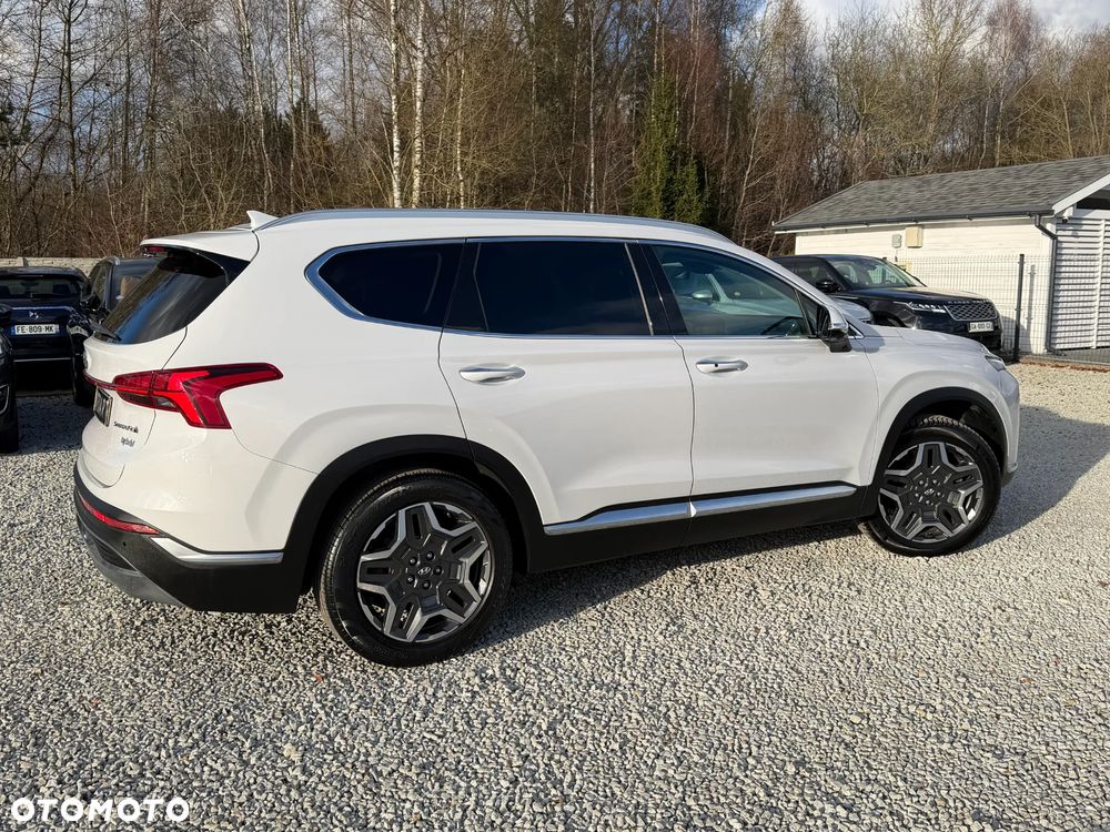 Hyundai Santa Fe 1.6 HEV 2WD SEVEN Signature - 19