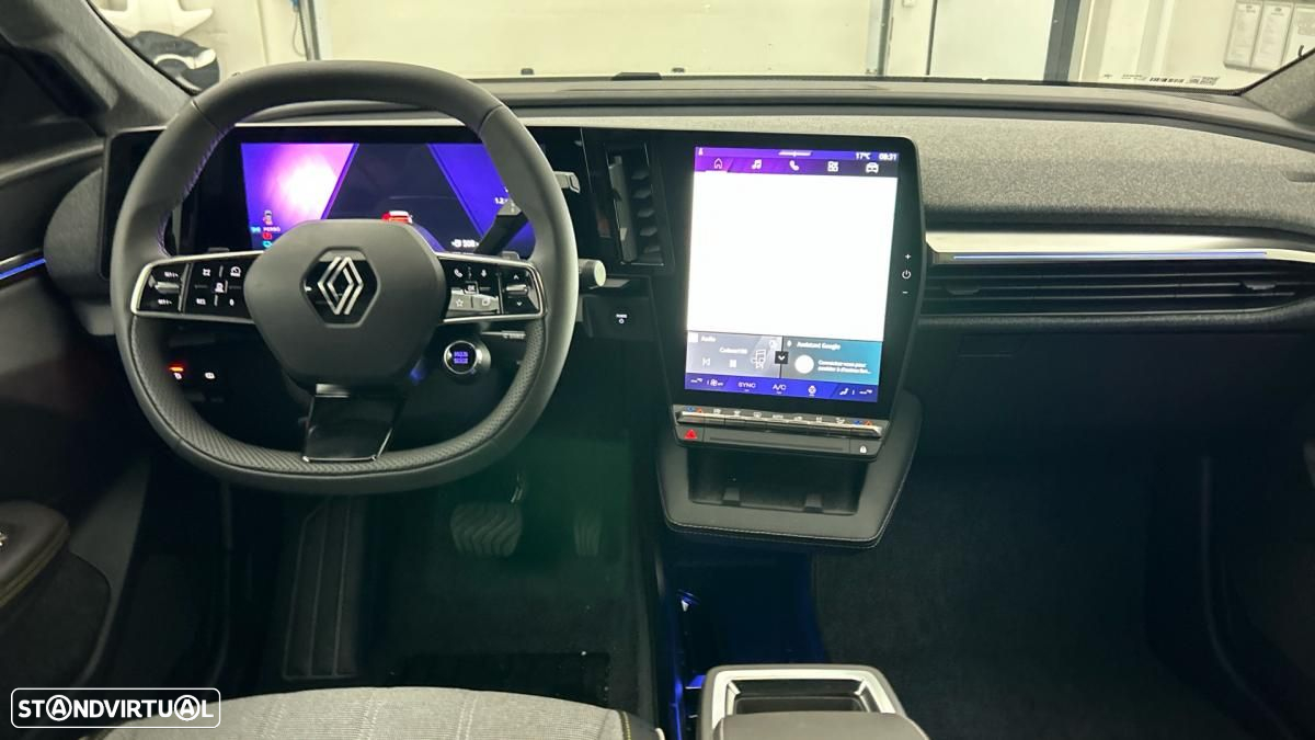 Renault Scénic E-Tech 87 kWh Evolution - 11