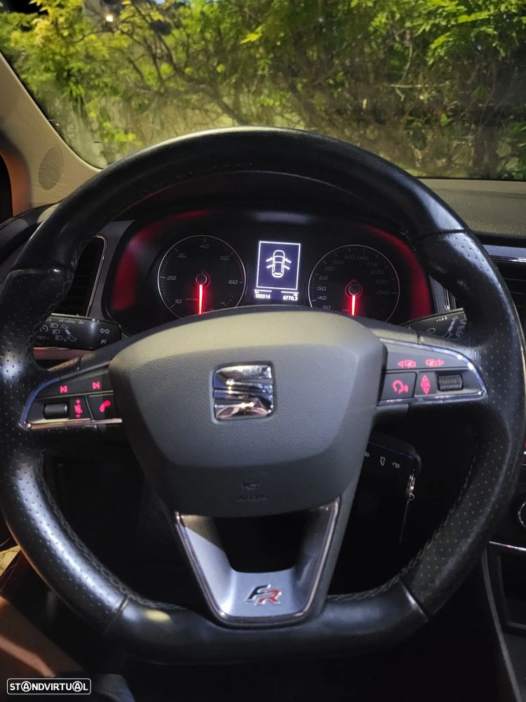 SEAT Leon 2.0 TDI DPF S&S FR - 8
