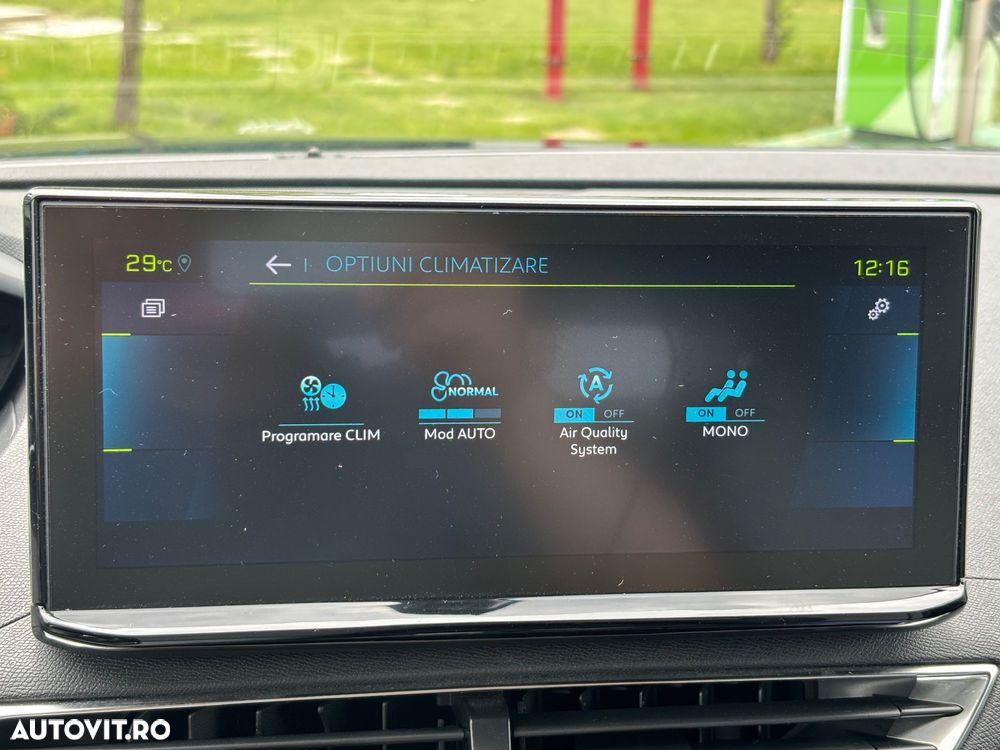 Peugeot 3008 225 e-EAT8 GT - 34