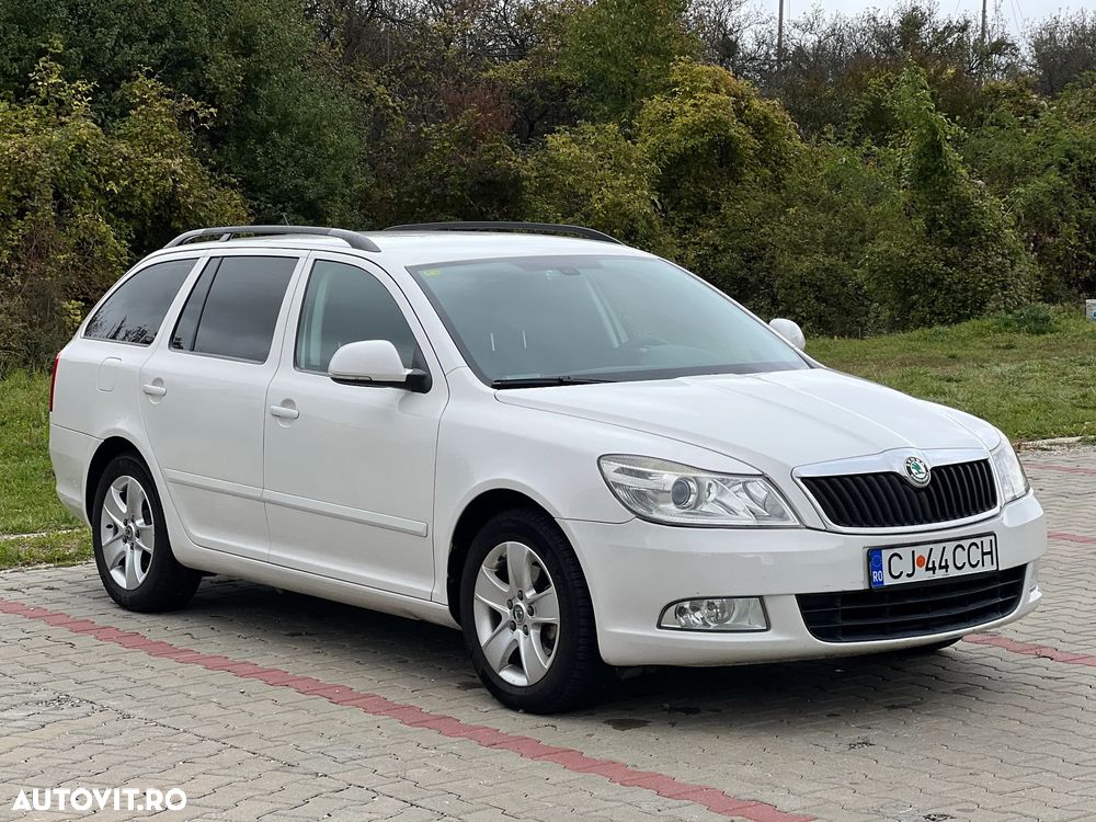 Skoda Octavia 1.8 TSI Business DSG - 1