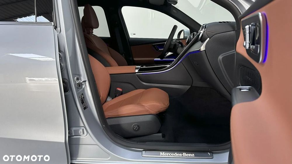 Mercedes-Benz GLC 300 e PHEV 4-Matic Avantgarde - 7