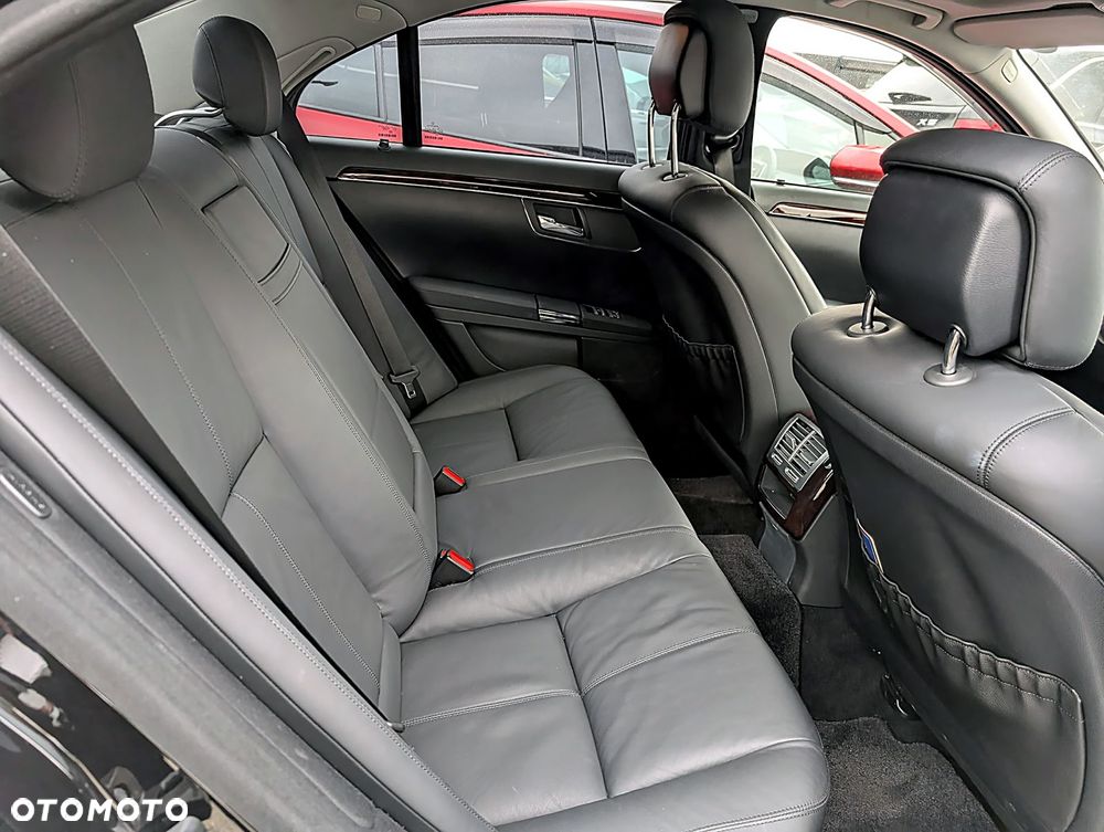 Mercedes-Benz Klasa S 500 7G-TRONIC - 31